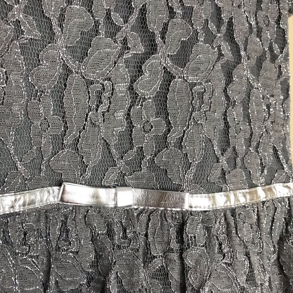Lace Covered Silver Metallic Dress Lined 10 / 12 - Picture 3 of 5